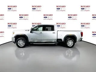 GMC Sierra 2500HD 2020 4x4 SLT Cabina Crew 4 puertas carrocería corta
