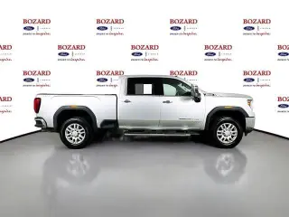 GMC Sierra 2500HD 2020 4x4 SLT Cabina Crew 4 puertas carrocería corta