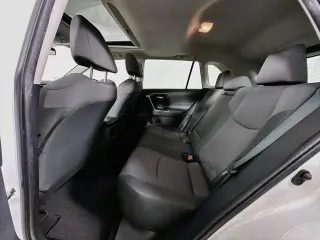 Toyota RAV4 2021 XLE 4 SUV