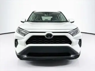 Toyota RAV4 2021 XLE 4 SUV