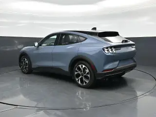 Ford Mustang Mach-E 2024 Select 4dr SUV