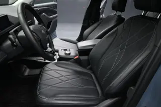 Ford Mustang Mach-E 2024 Select 4dr SUV
