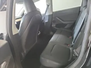 Tesla Model Y 2023 AWD Performance 4dr Crossover