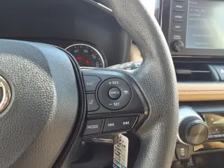 Toyota RAV4 2019 AWD LE SUV de 4 puertas