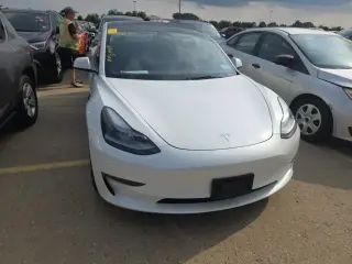 Tesla Model 3 2023 AWD Performance 4dr Sedán