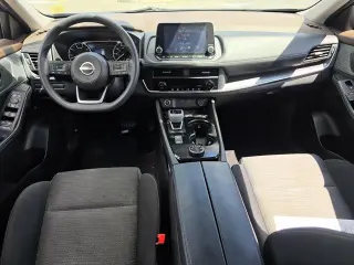 Nissan Rogue 2023 AWD SV 4 puertas crossover