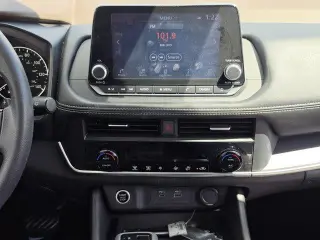 Nissan Rogue 2023 AWD SV 4 puertas crossover