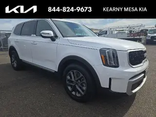 Kia Telluride 2024 LX SUV de 4 puertas