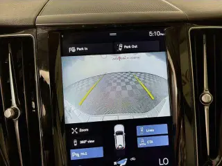 Volvo XC60 2018 AWD T5 Momentum 4dr SUV