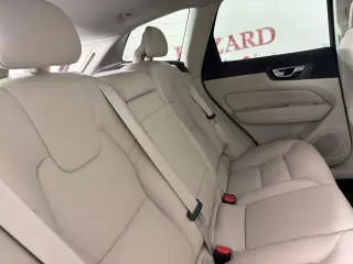 Volvo XC60 2018 AWD T5 Momentum 4dr SUV