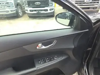 Kia Forte LXS Sedán de 4 puertas 2020