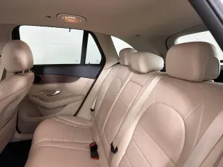 Mercedes-Benz GLC 2021 GLC 300 SUV de 4 puertas