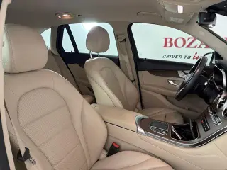 Mercedes-Benz GLC 2021 GLC 300 SUV de 4 puertas