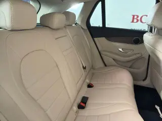 Mercedes-Benz GLC 2021 GLC 300 SUV de 4 puertas