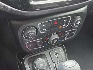 Jeep Compass 2018 4x4 Limited SUV de 4 puertas