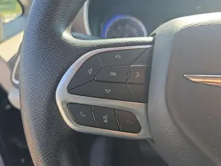 Chrysler Voyager 2020 LXi 4 puertas Mini-Van