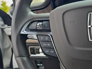 Lincoln Nautilus 2023 AWD Reserve SUV de 4 puertas
