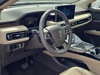 Lincoln Nautilus 2023 AWD Reserve SUV de 4 puertas