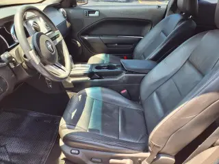 Ford Mustang 2007 V6 Deluxe 2dr Fastback
