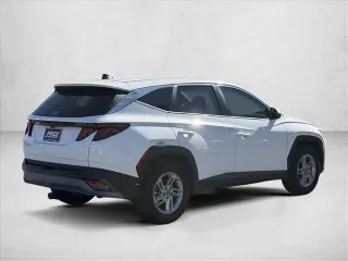 Hyundai TUCSON 2026 SE SUV de 4 puertas
