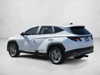 Hyundai TUCSON 2026 SE SUV de 4 puertas