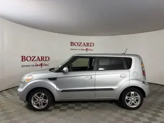 Kia Soul 2010 + Crossover de 4 puertas y transmisión manual de 5 velocidades