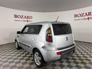 Kia Soul 2010 + Crossover de 4 puertas y transmisión manual de 5 velocidades