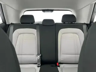 Hyundai VENUE 2025 SEL Crossover de 4 puertas