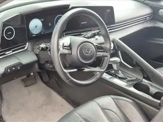 Hyundai ELANTRA 2022 Limited Sedán de 4 puertas