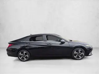 Hyundai ELANTRA 2022 Limited Sedán de 4 puertas