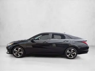 Hyundai ELANTRA 2022 Limited Sedán de 4 puertas
