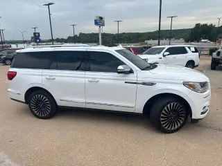 Lincoln Navigator 2021 4x4 Black Label SUV de 4 puertas