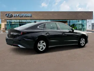 Sedán de 4 puertas Hyundai SONATA 2025 SE