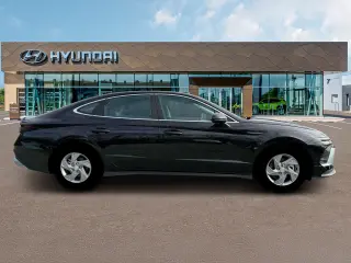 Sedán de 4 puertas Hyundai SONATA 2025 SE