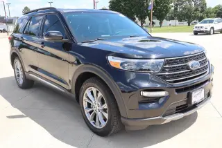 Ford Explorer 2023 AWD XLT SUV de 4 puertas