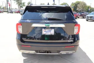 Ford Explorer 2023 AWD XLT SUV de 4 puertas