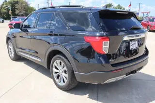 Ford Explorer 2023 AWD XLT SUV de 4 puertas