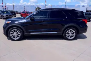 Ford Explorer 2023 AWD XLT SUV de 4 puertas