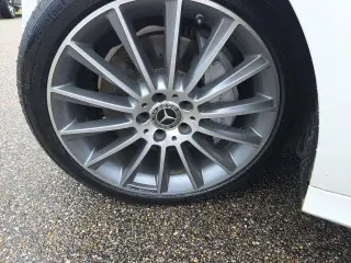 Mercedes-Benz Clase C 2018 C 300 Sedán de 4 puertas