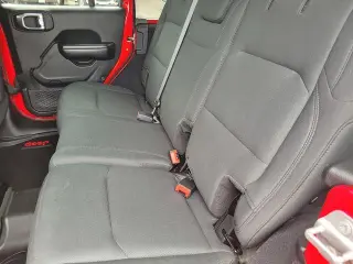 Jeep Wrangler Unlimited 2018 4x4 Sport SUV de 4 puertas (lanzamiento de mitad de año)