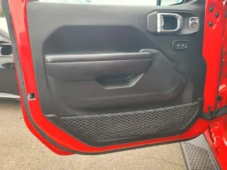 Jeep Wrangler Unlimited 2018 4x4 Sport SUV de 4 puertas (lanzamiento de mitad de año)