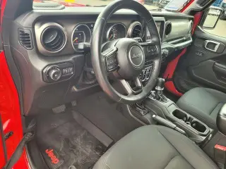 Jeep Wrangler Unlimited 2018 4x4 Sport SUV de 4 puertas (lanzamiento de mitad de año)