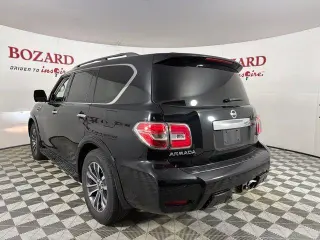 Nissan Armada 2018 4x2 SL SUV de 4 puertas