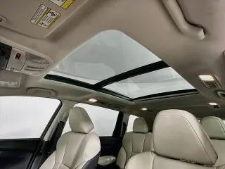 Subaru Ascent 2023 AWD Limited de 7 pasajeros y 4 puertas SUV