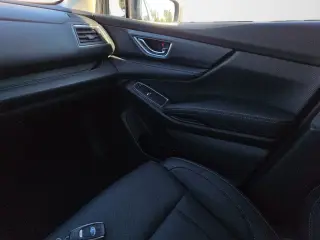 Subaru Ascent 2023 AWD Limited de 7 pasajeros y 4 puertas