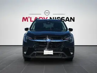 Subaru Ascent 2023 AWD Limited de 7 pasajeros y 4 puertas