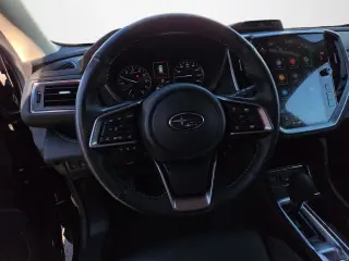 Subaru Ascent 2023 AWD Limited de 7 pasajeros y 4 puertas