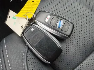 Subaru Ascent 2023 AWD Limited de 8 pasajeros y 4 puertas