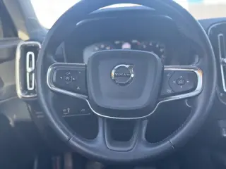 Volvo XC40 2021