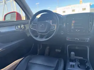 Volvo XC40 2021